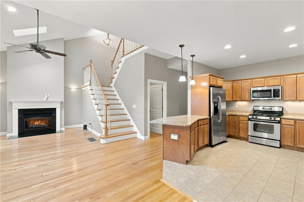 131 Fruit Hill Avenue Unit 10 Property Photo 6