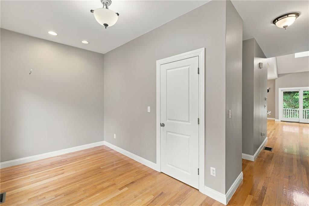 131 Fruit Hill Avenue Unit 10 Property Photo 11