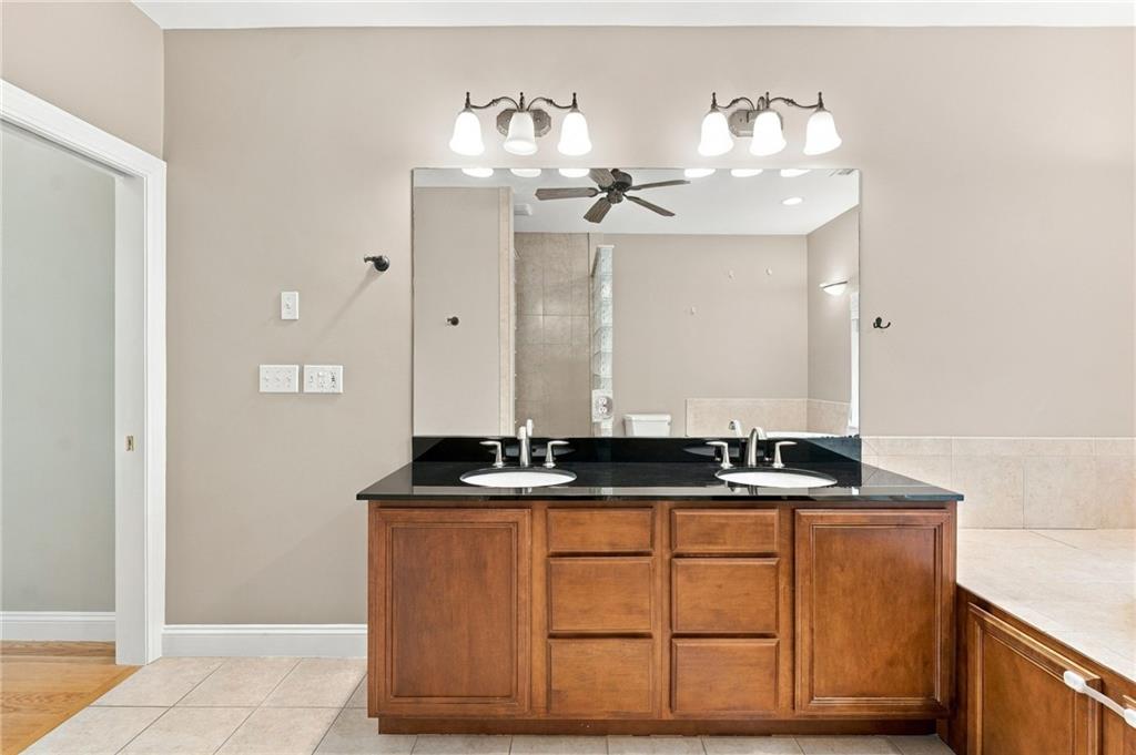 131 Fruit Hill Avenue Unit 10 Property Photo 33