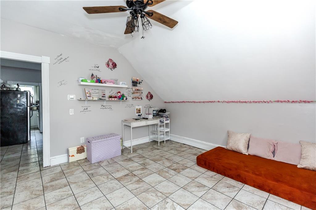81 1st Street Property Photo 14