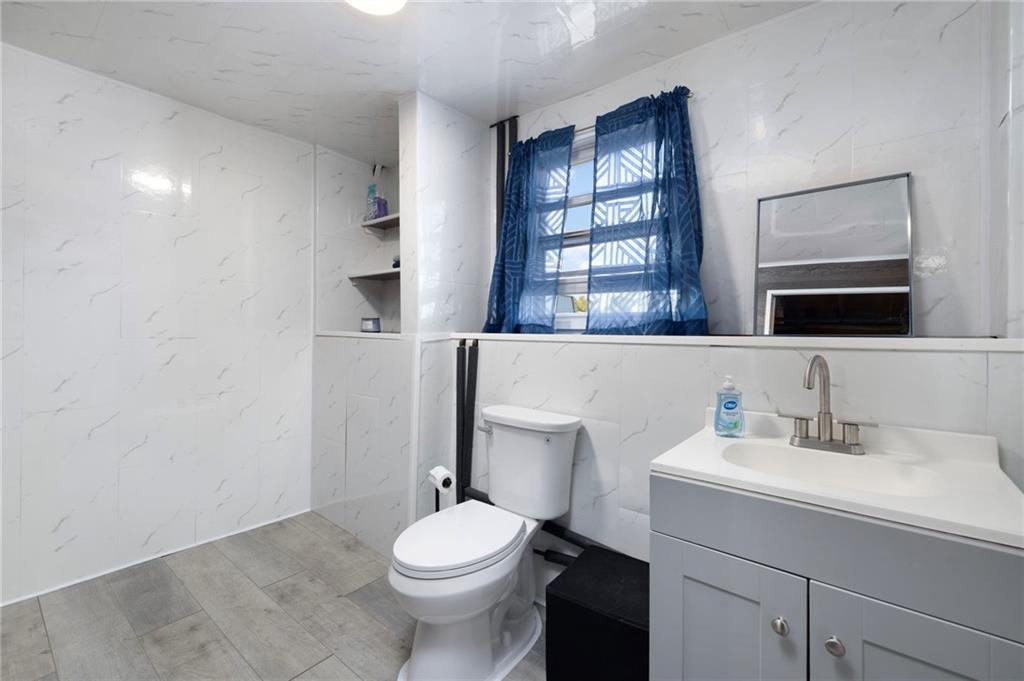 16 Aurelia Drive Property Photo 21
