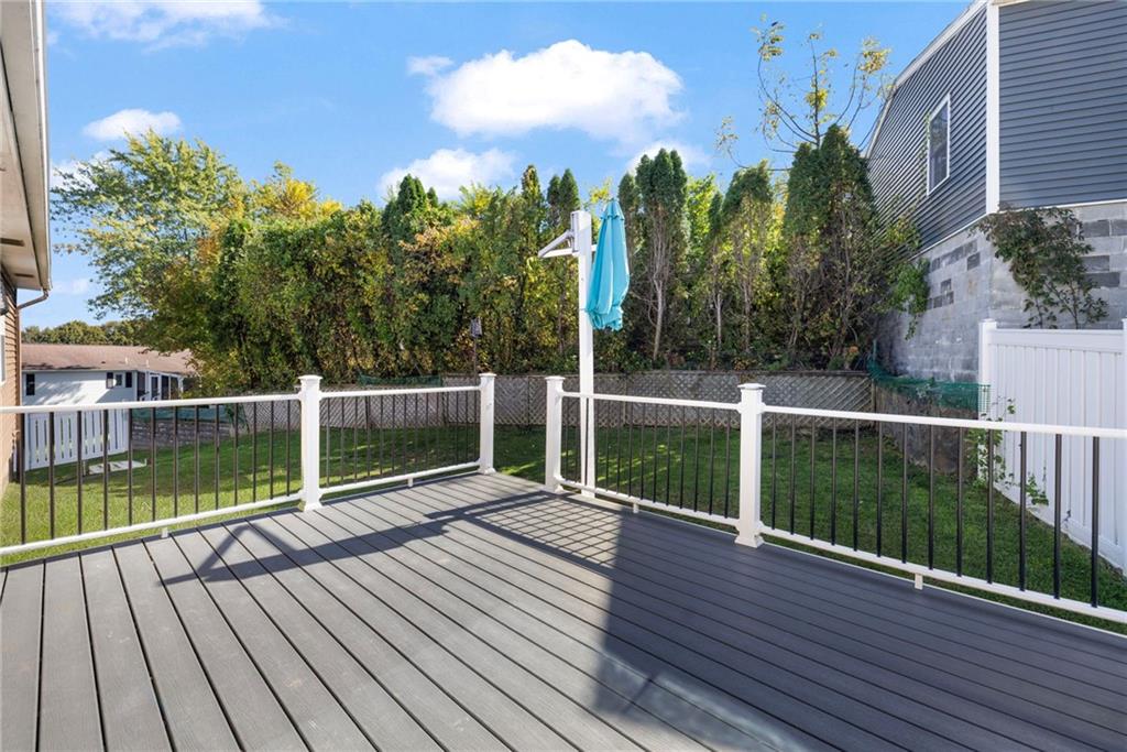 16 Aurelia Drive Property Photo 26