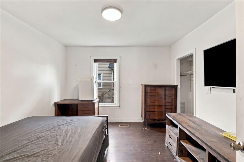 56 Summit Street Property Photo 4