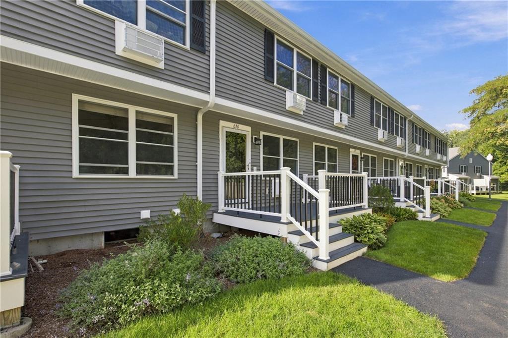 200 Post Road Unit 618 Property Photo 1