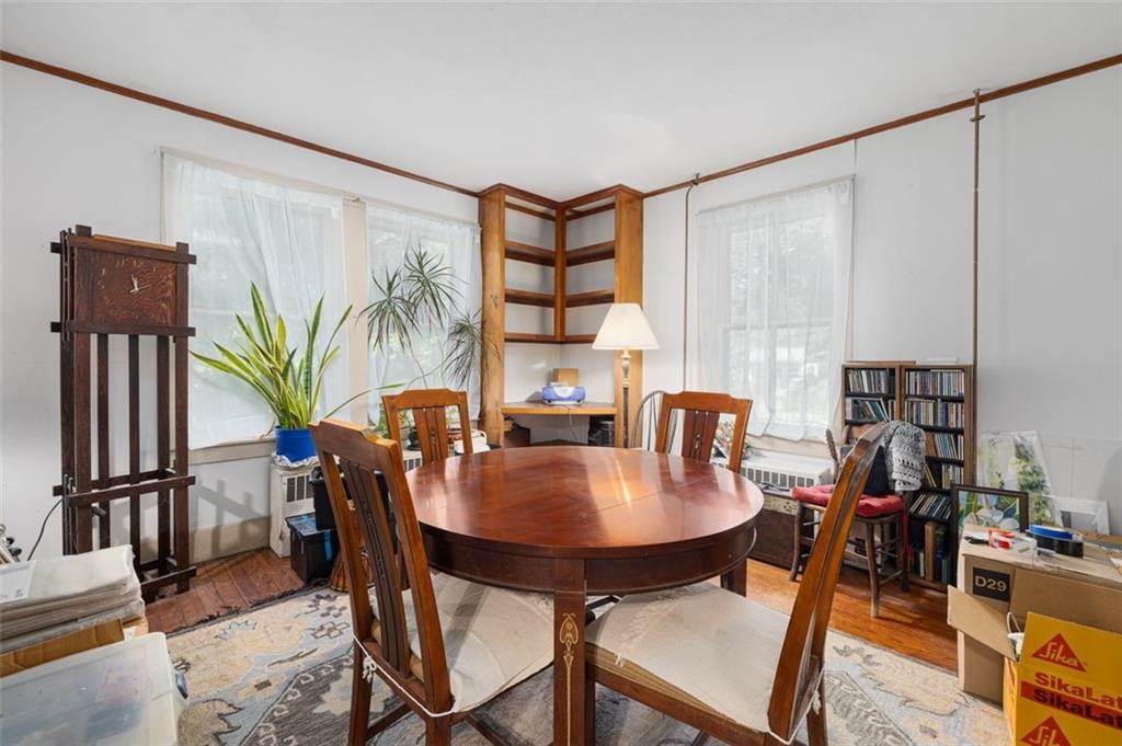 320 Railroad Avenue Property Photo 11
