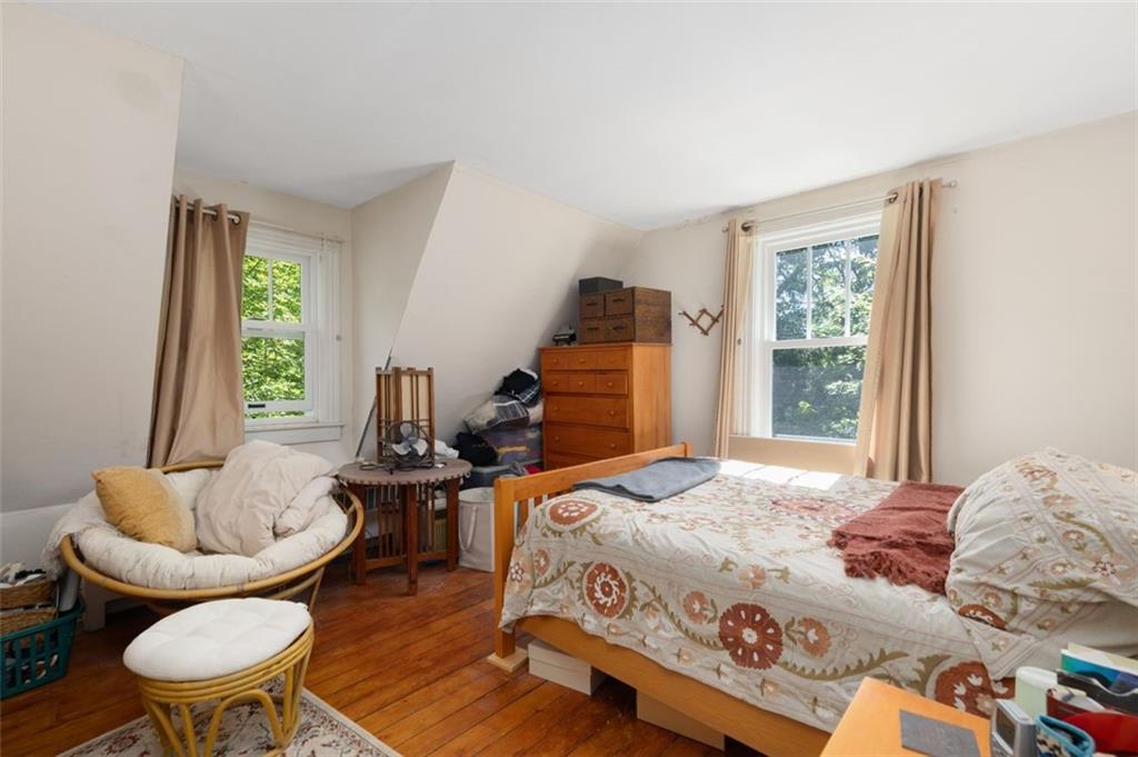 320 Railroad Avenue Property Photo 16