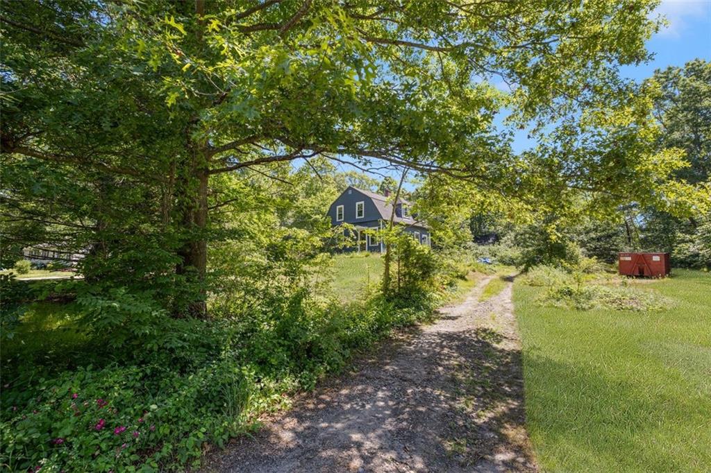 320 Railroad Avenue Property Photo 20