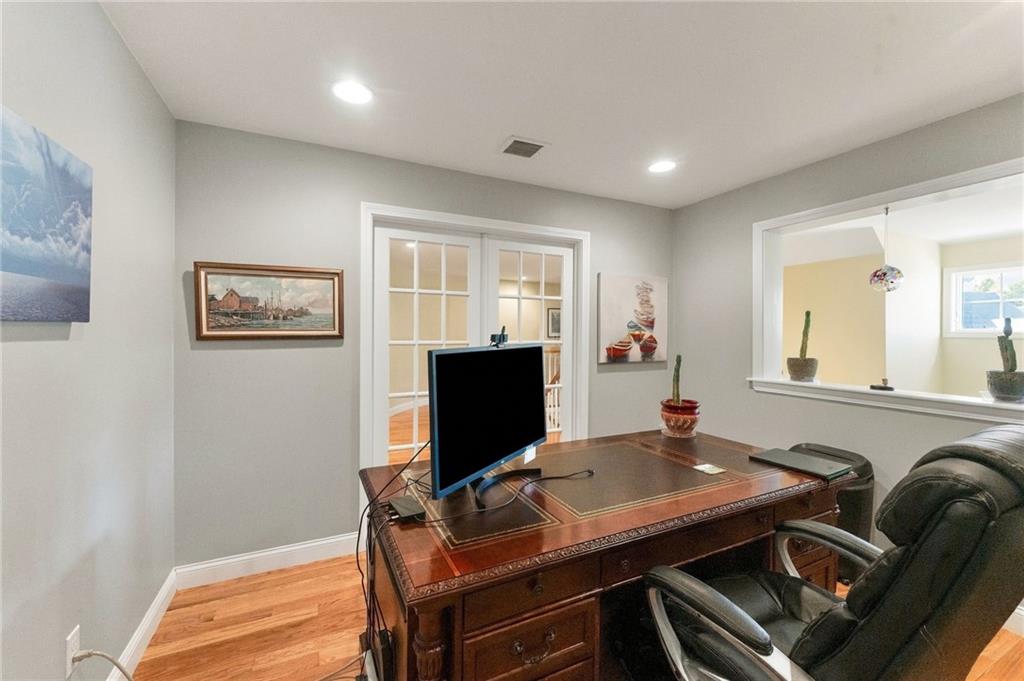 3 Spy Glass Circle Unit C Property Photo 33