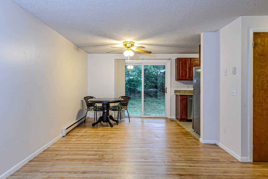 29 West Castle Way Unit B Property Photo 3