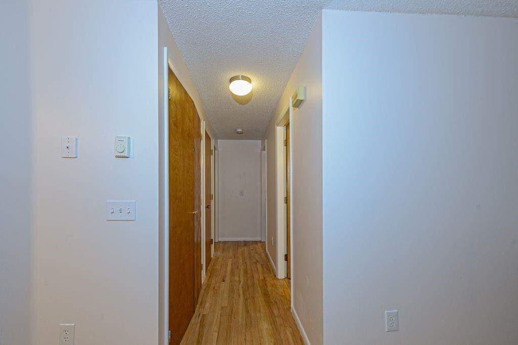 29 West Castle Way Unit B Property Photo 6