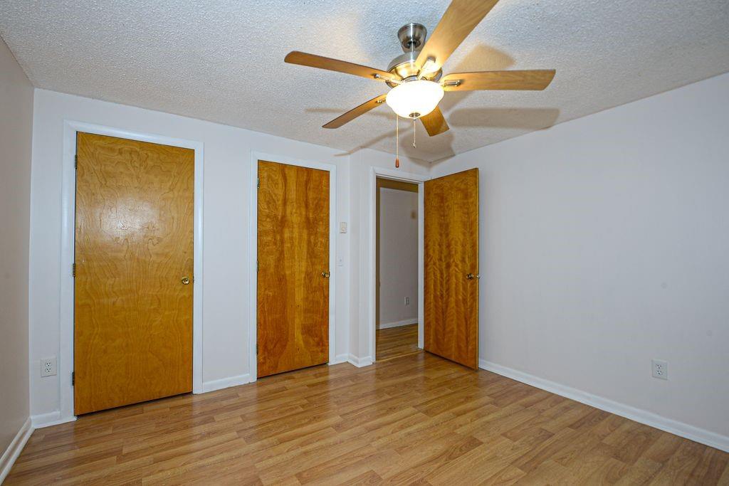 29 West Castle Way Unit B Property Photo 7