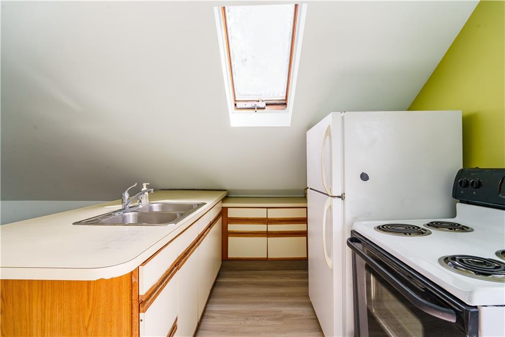 1424863 Property Photo 5
