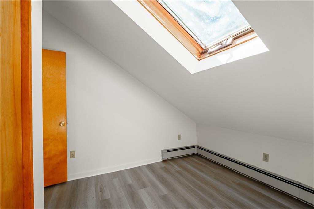 1424863 Property Photo 15
