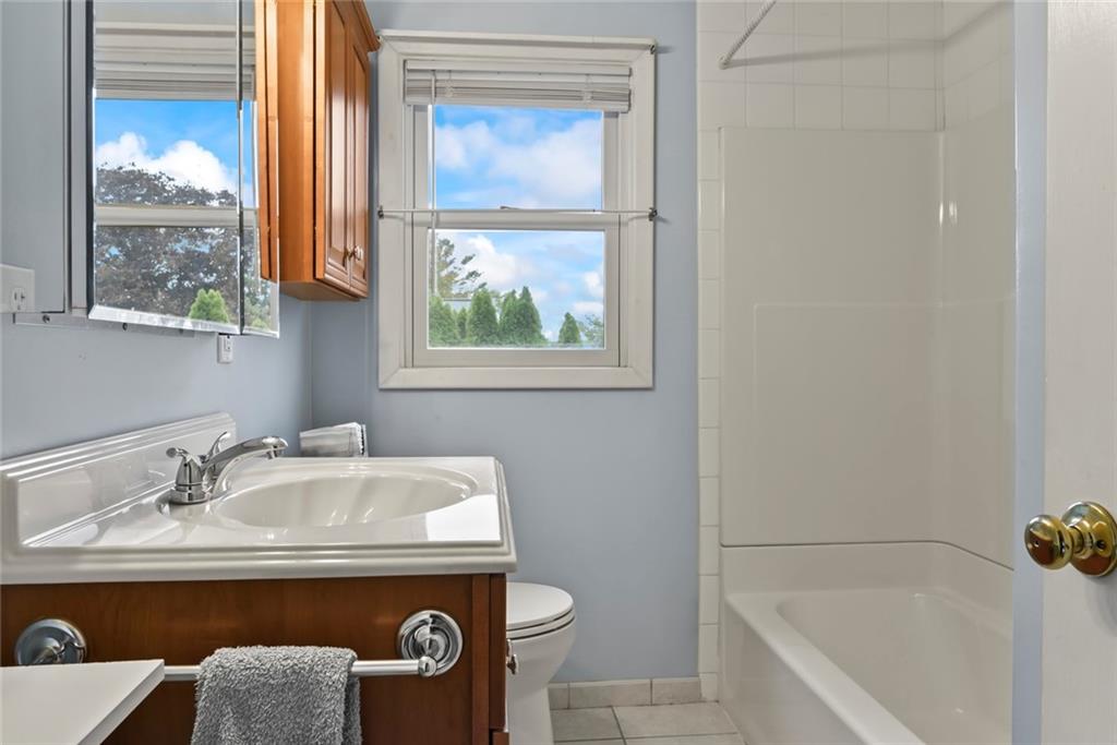 27 Bowman Drive Property Photo 16