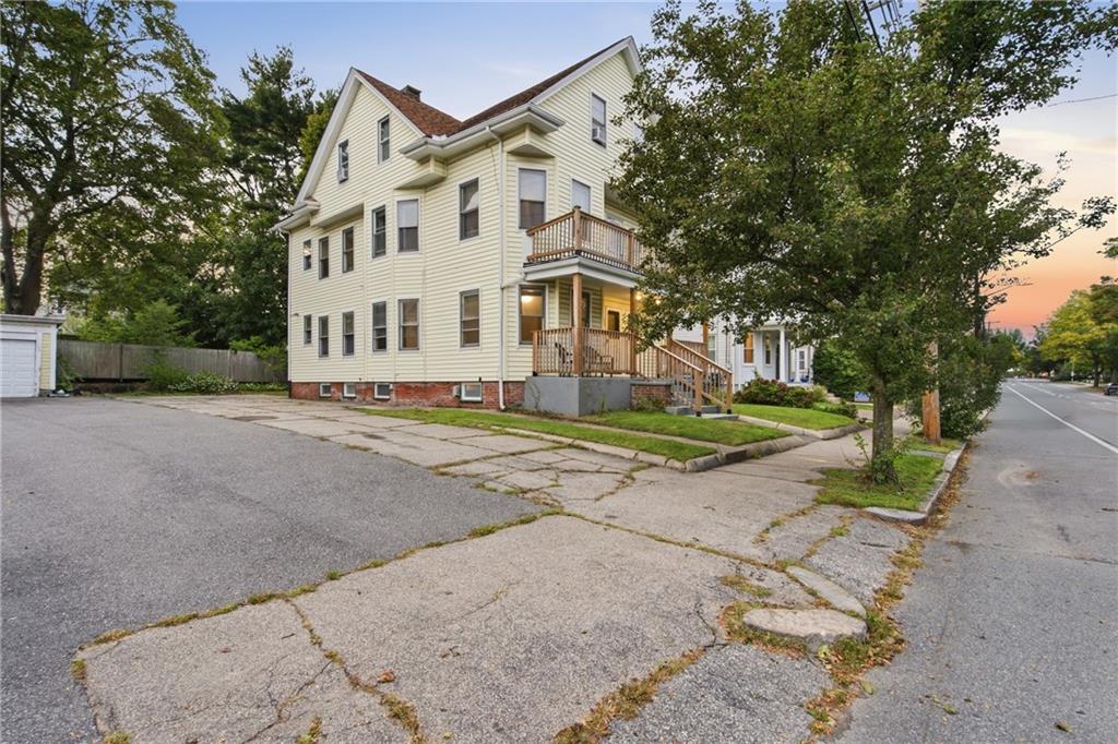 642 Hope Street Property Photo 2