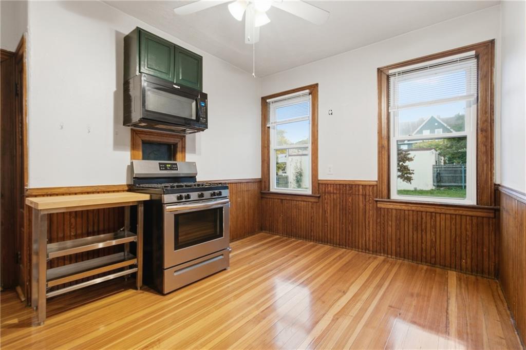 642 Hope Street Property Photo 9