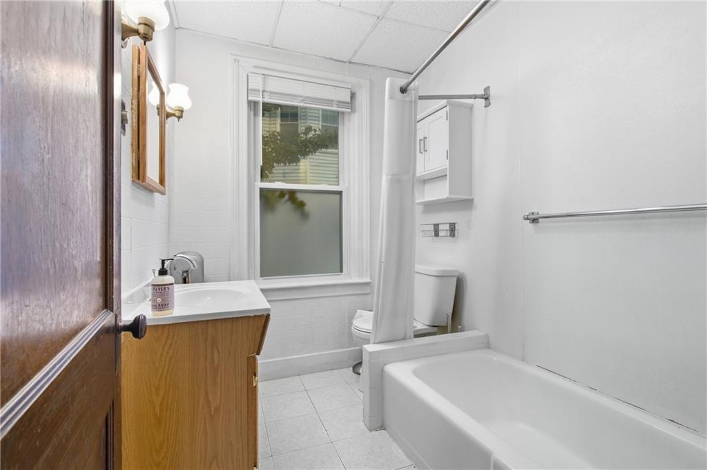 642 Hope Street Property Photo 13