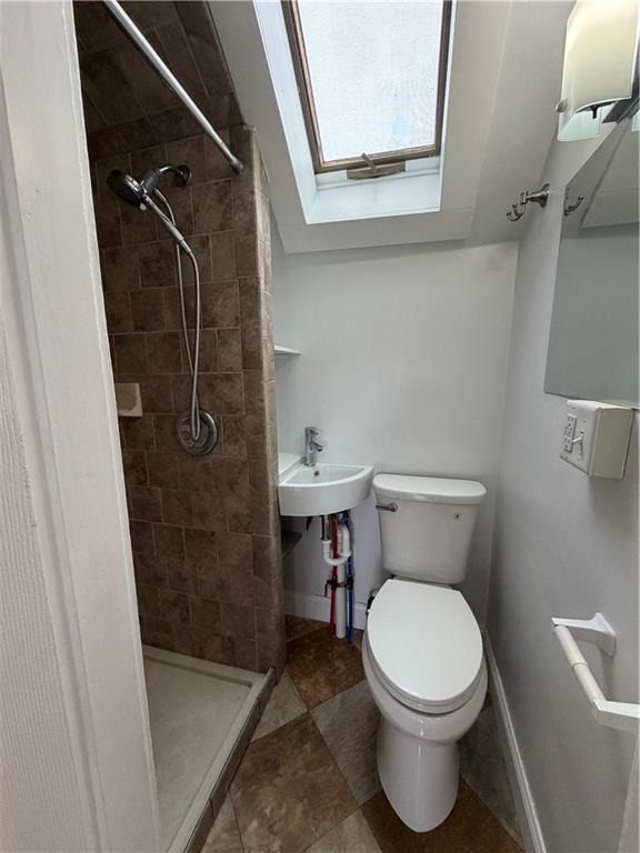 87 Bentley Street Unit 2 Property Photo 7