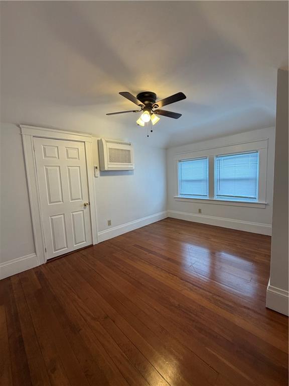 87 Bentley Street Unit 2 Property Photo 12