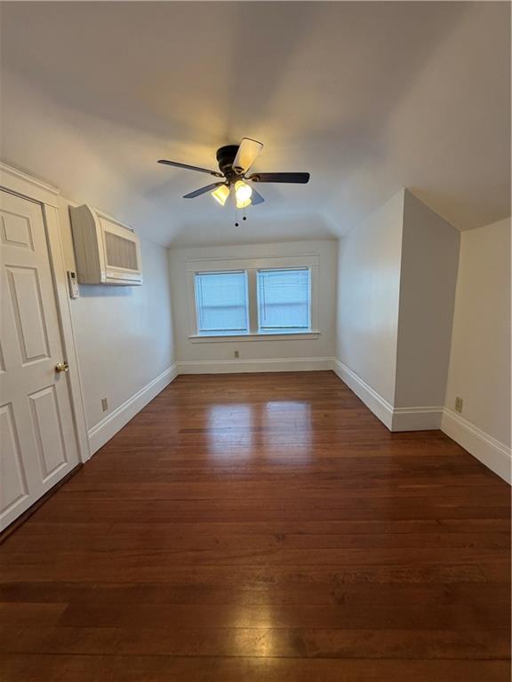 87 Bentley Street Unit 2 Property Photo 13