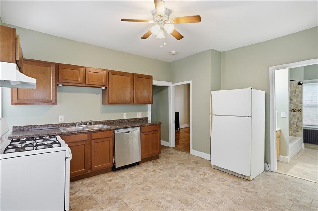 7 Broad Street Property Photo 7