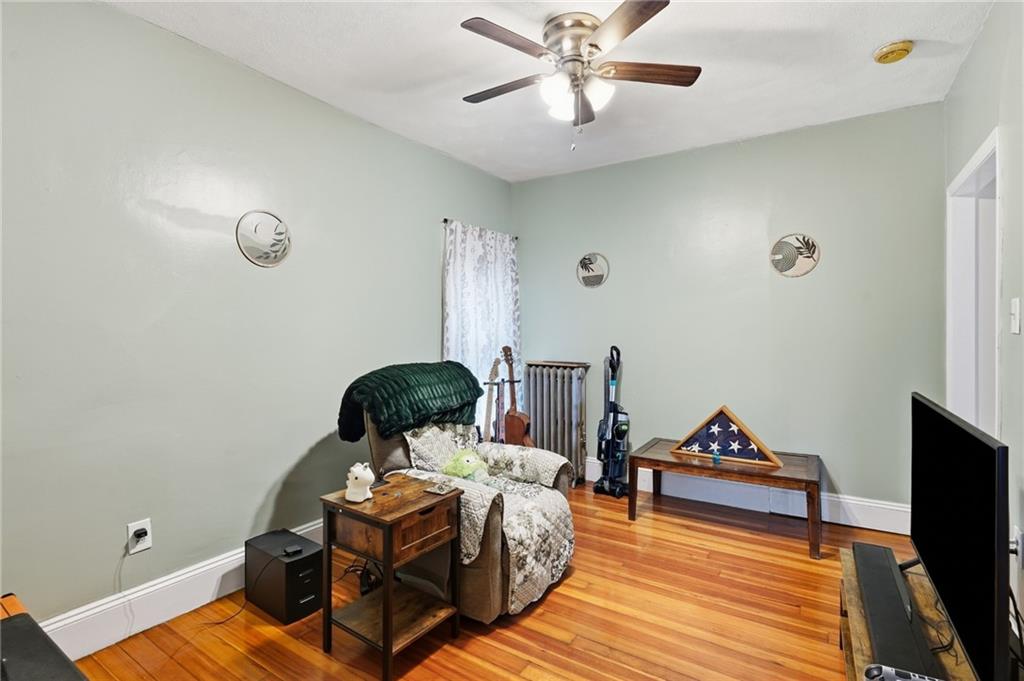 7 Broad Street Property Photo 23