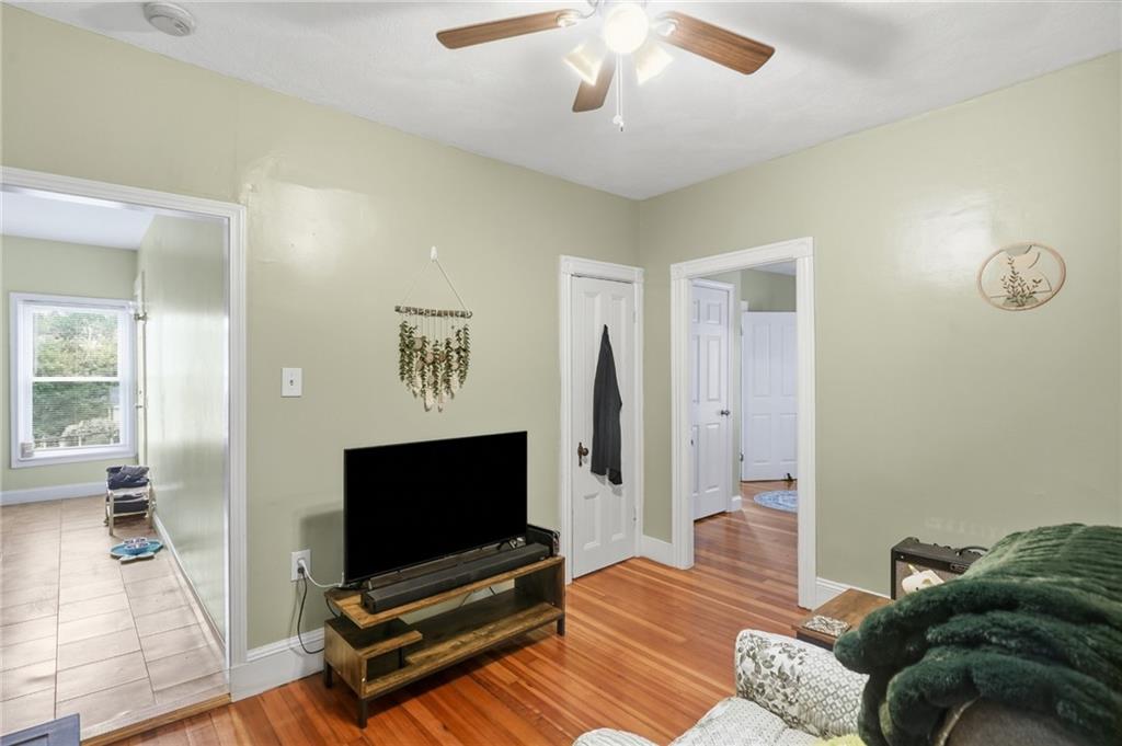 7 Broad Street Property Photo 25