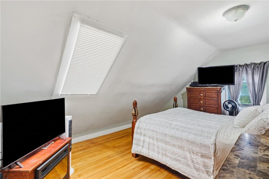 7 Broad Street Property Photo 30