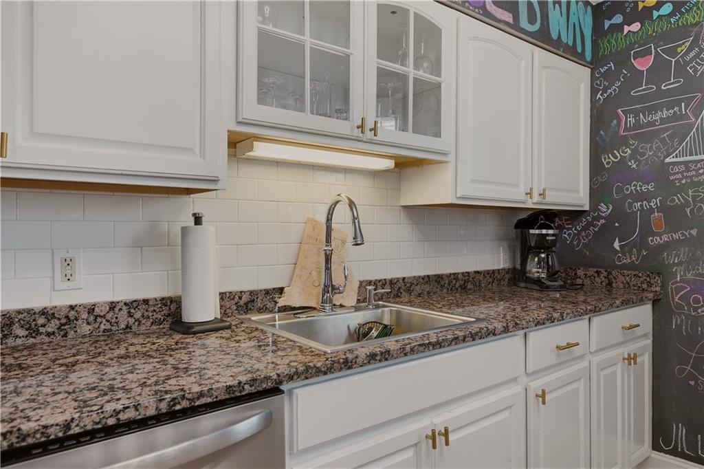 102 Broadway Unit 1c Property Photo 8