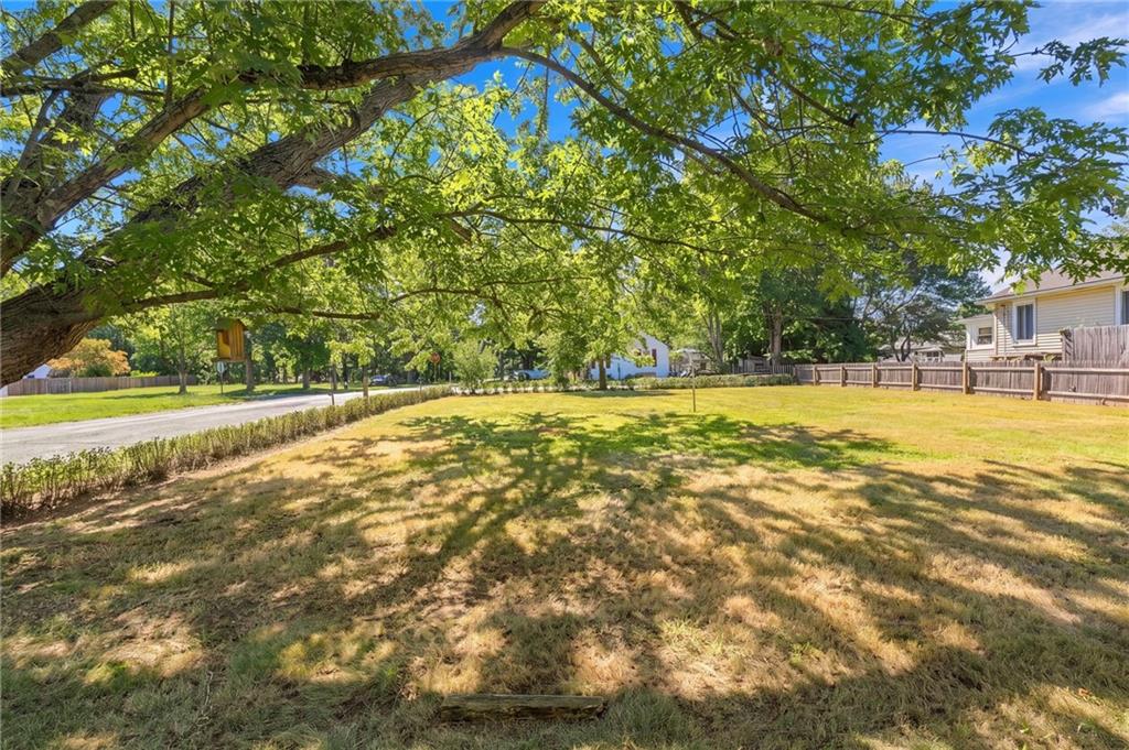 11 Tourtelott Avenue Property Photo 2