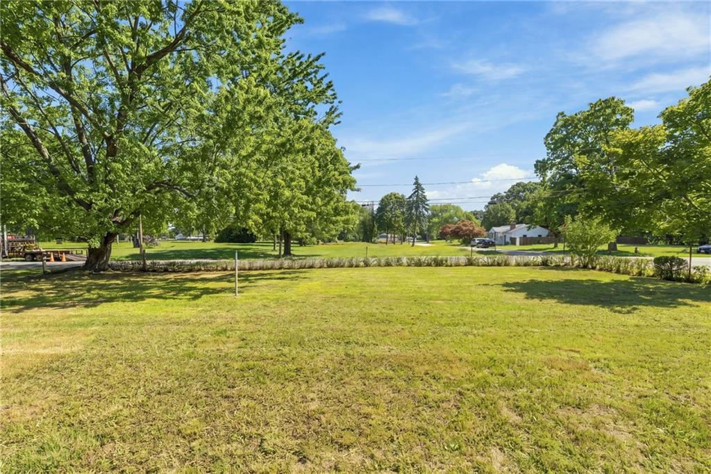 11 Tourtelott Avenue Property Photo 4