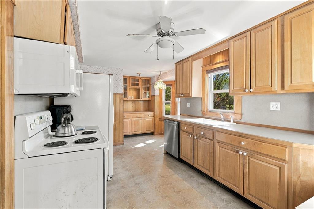 11 Tourtelott Avenue Property Photo 11