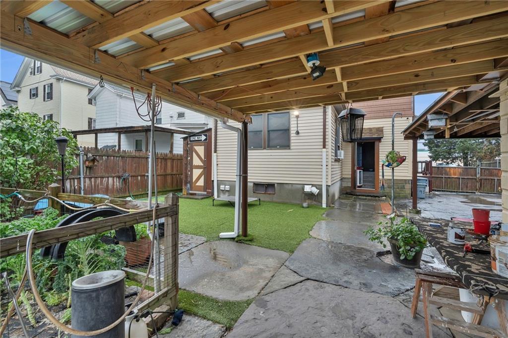 95 Thomas Avenue Property Photo 4