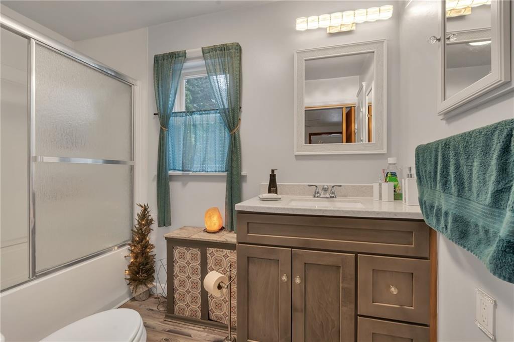 95 Thomas Avenue Property Photo 16