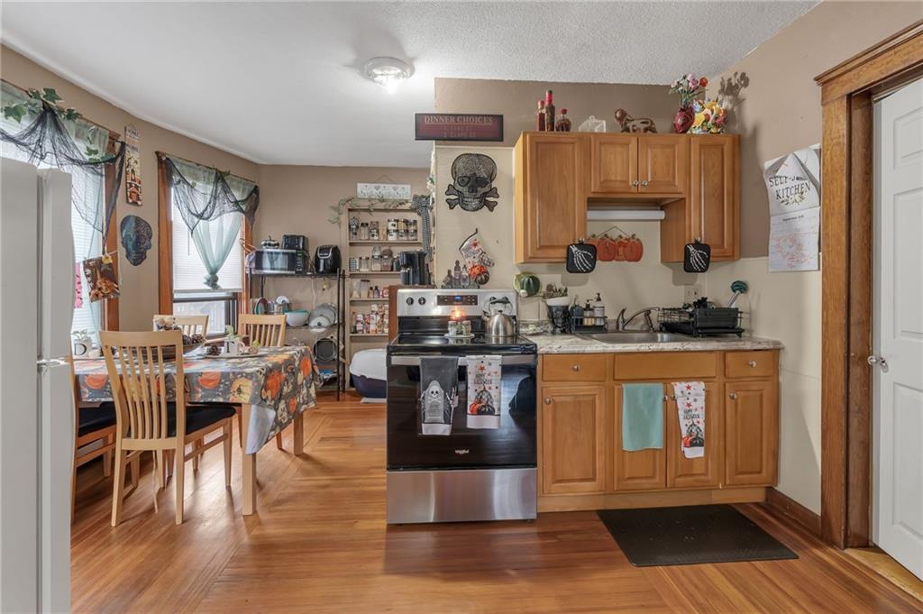 95 Thomas Avenue Property Photo 23