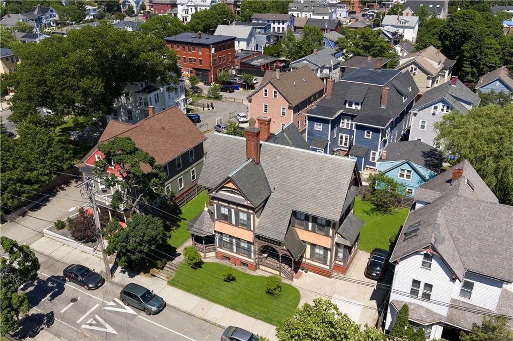 20 Bainbridge Avenue Property Photo 2