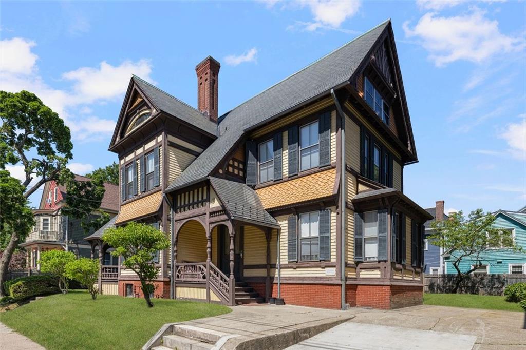 20 Bainbridge Avenue Property Photo 6