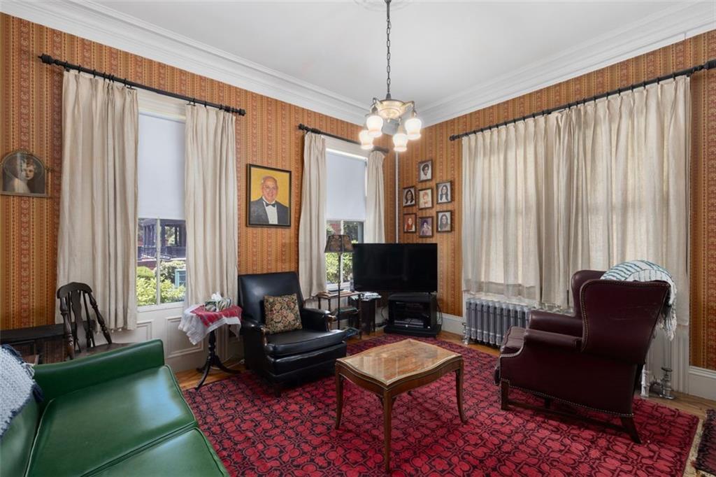 20 Bainbridge Avenue Property Photo 13