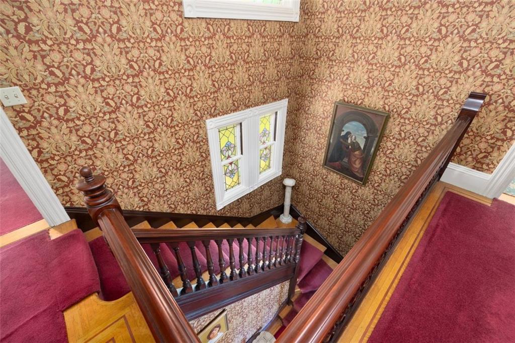 20 Bainbridge Avenue Property Photo 25