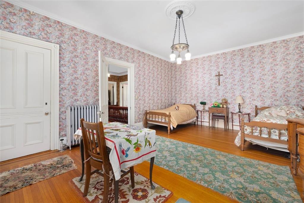 20 Bainbridge Avenue Property Photo 29