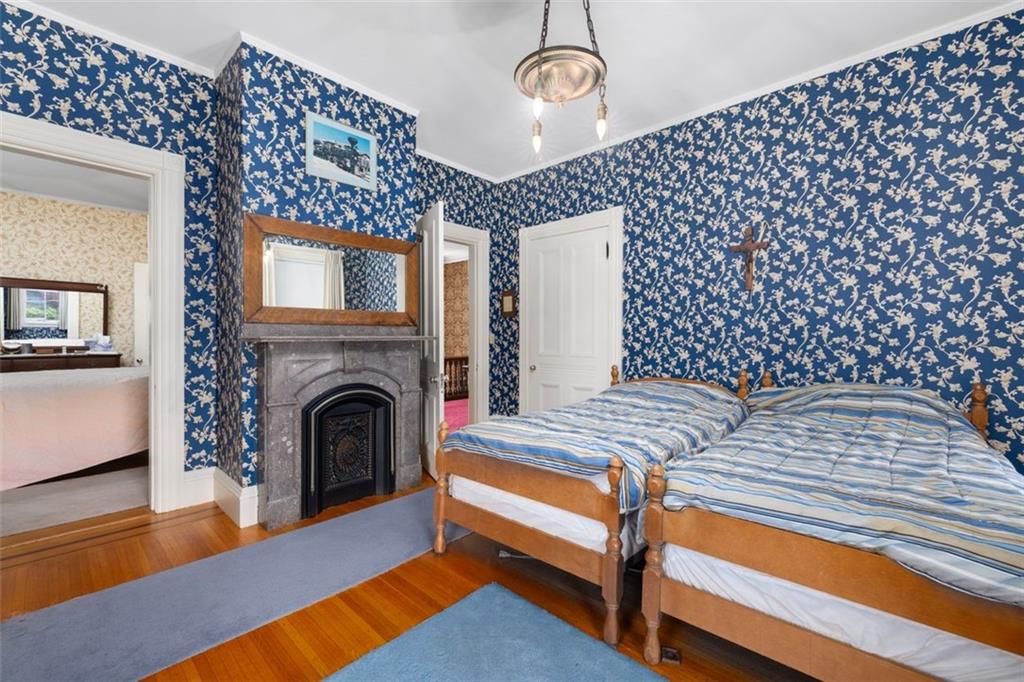 20 Bainbridge Avenue Property Photo 30