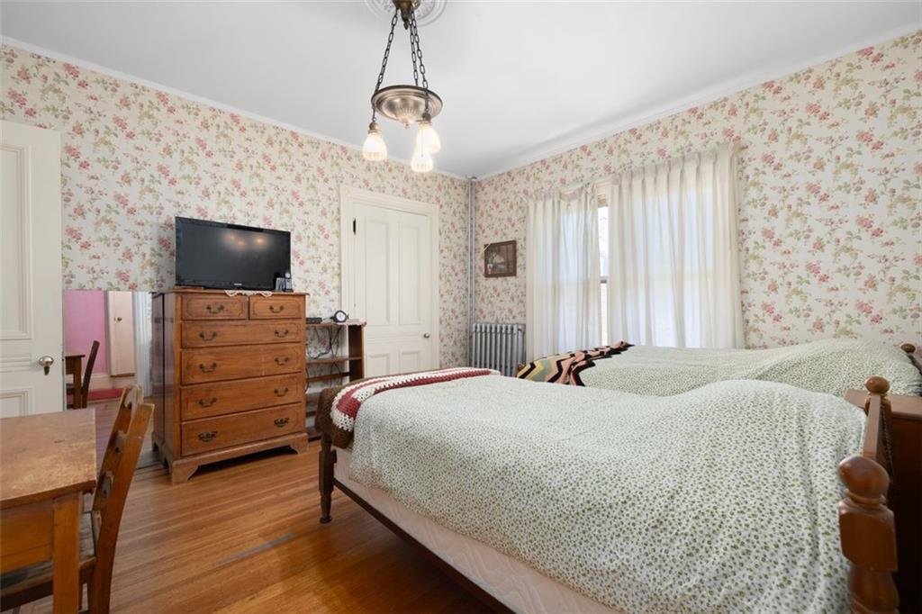 20 Bainbridge Avenue Property Photo 35