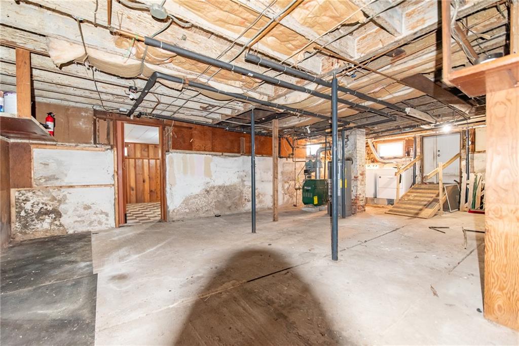6 Monitor Street Property Photo 19