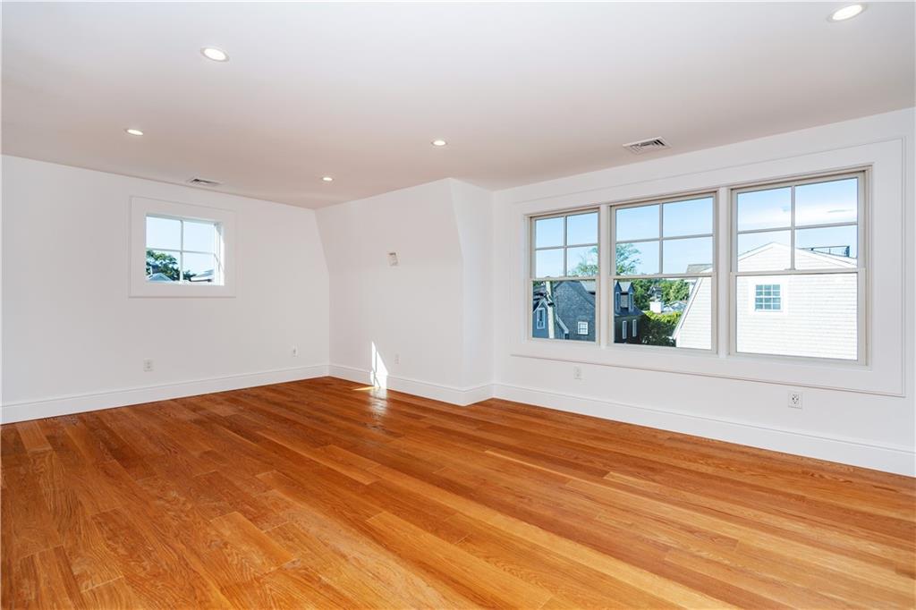6 Sharon Court Property Photo 40