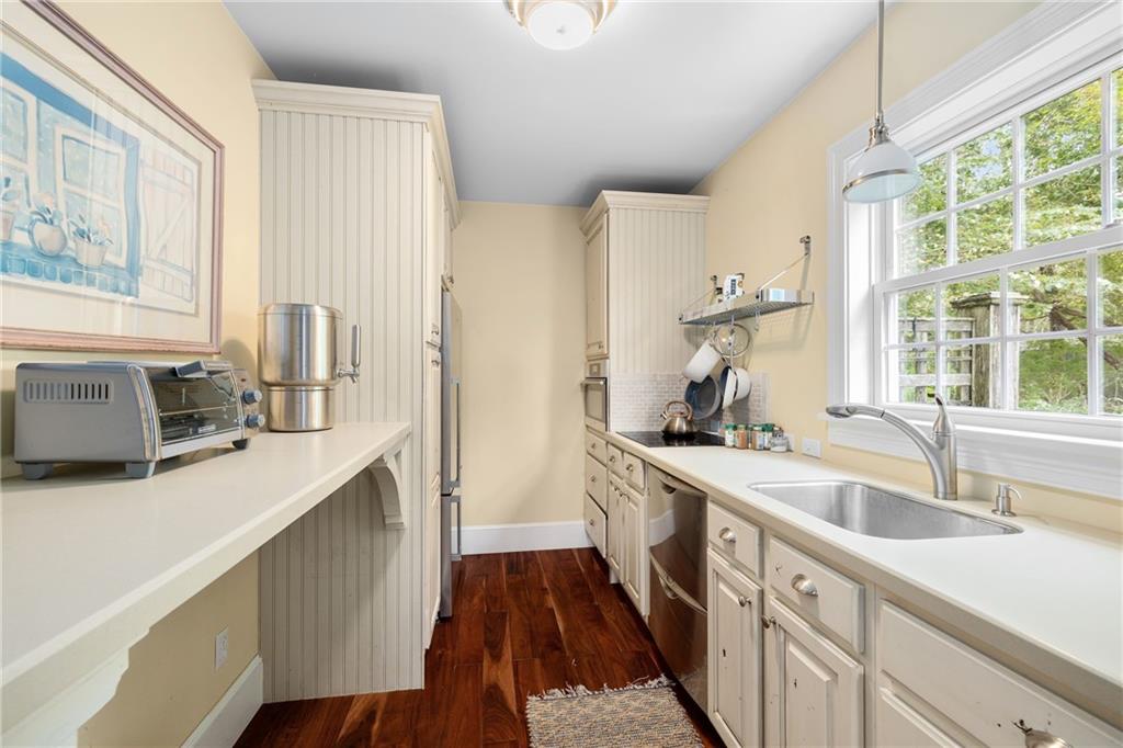 31 Calvert Place Property Photo 25
