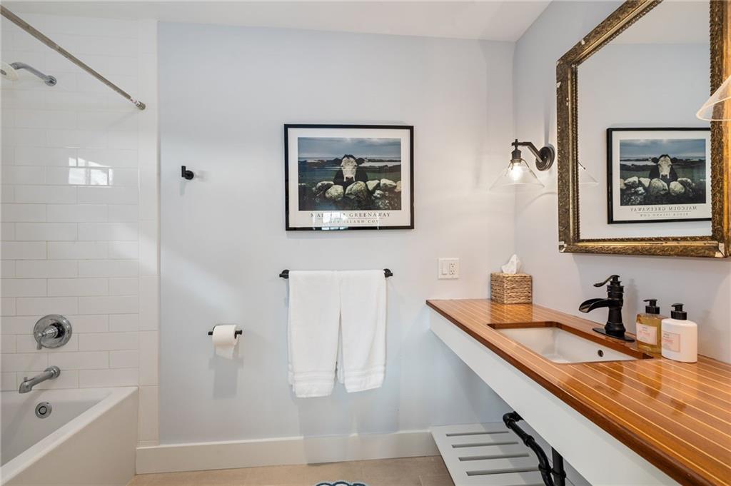 290 Off Spring Street Property Photo 26