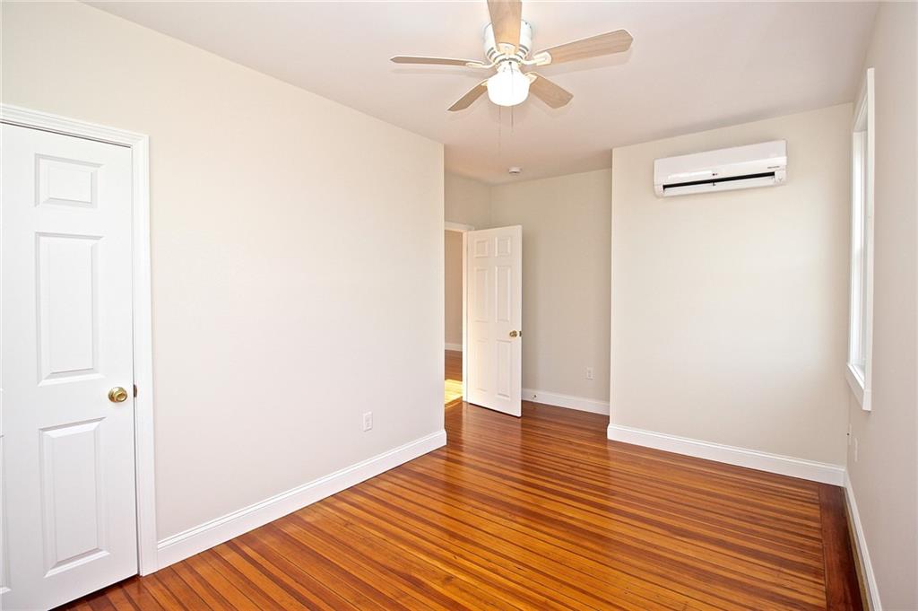 668 Thames Street Unit 2 Property Photo 29