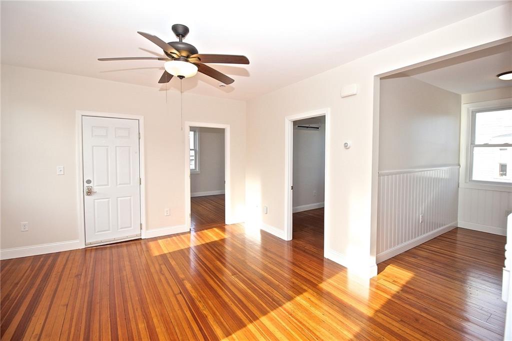 668 Thames Street Unit 2 Property Photo 33