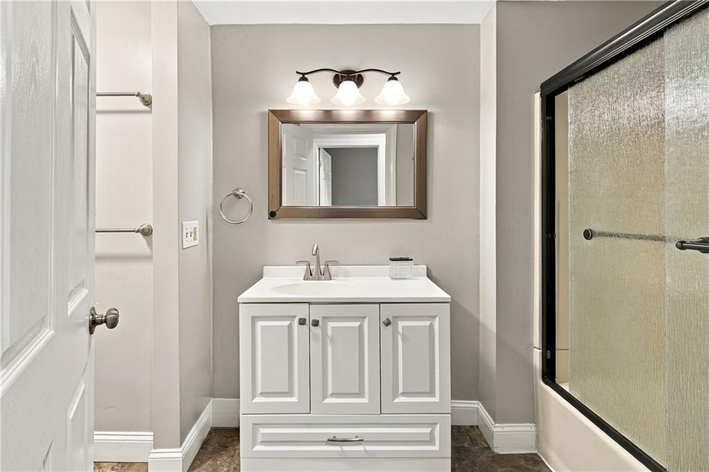 82 Burnside Avenue Unit 2 Property Photo 9