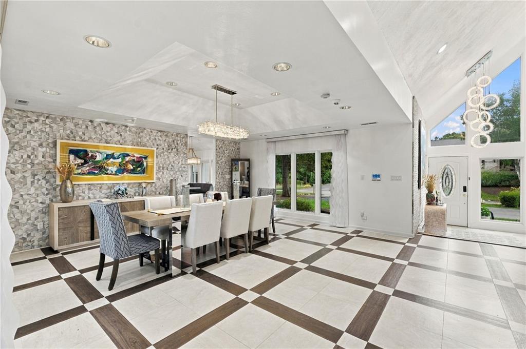 2 Elden Court Property Photo 10